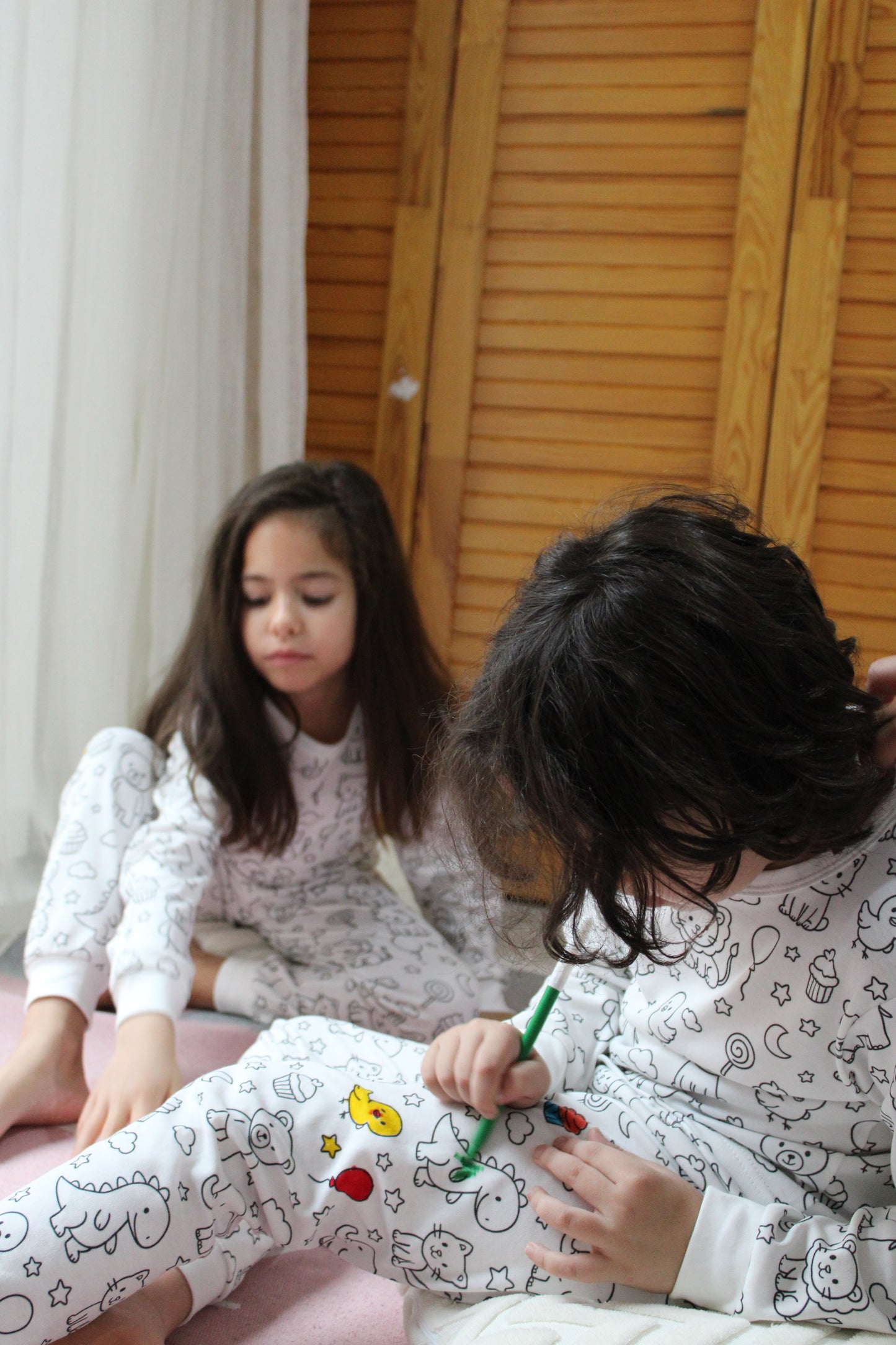 Pijarta | Hayal Et, Boya, Giy – Boyanabilir Pijama Takımı